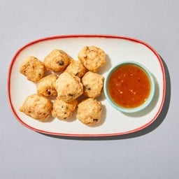 ลูกชิ้นกุ้งทอด - นายอ้วนเย็นตาโฟ