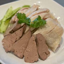 ข้าวมันไก่ต้ม และตับ