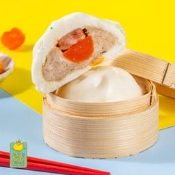 ซาลาเปาไส้ราชา (หมูสับไข่เค็มกุนเชียง)  4 ลูก - ราชาซาลาเปา