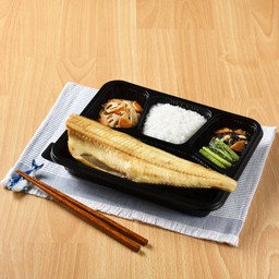 ไซส์คัดพิเศษ – ปลาชิมาฮอกเกะย่างถ่าน