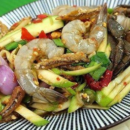 ยำกุ้งสด