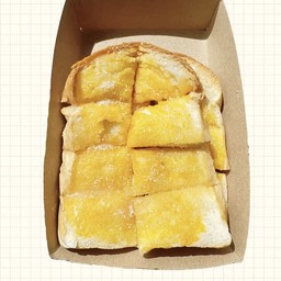 ปังปิ้งเนยน้ำตาล