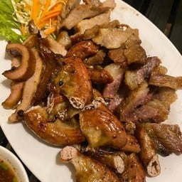 ไส้หมูย่าง