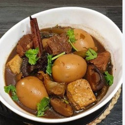 ไข่พะโล้