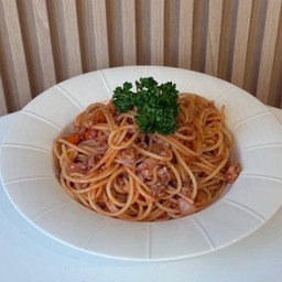 สปาเกตตี้หมูสับซอสแดง : Spaghetti with Minced Pork in Red Sauce