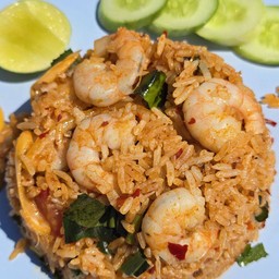 ข้าวผัดต้มยำทะเล