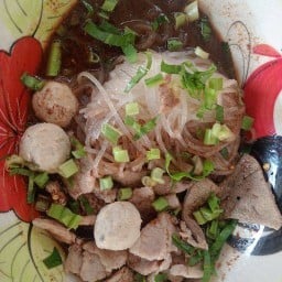 ก๋วยเตี๋ยวเรือคุณโรส