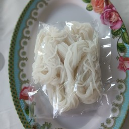 เส้นขนมจีน