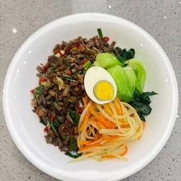 卜豆角肉沫盖码饭