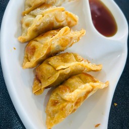 เกี๊ยวซ่า หมู