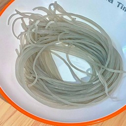 เส้นบุก (เหนียวนุ่มหนิบ)