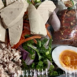 ยำขนมจีน หมูยอ หมูสัพ