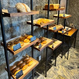 ANGRY BAKER - คาเฟ่เกาหลี กาญจนบุรี