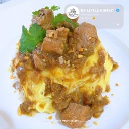 ทูน่าผัดกระเทียม