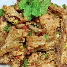 น้ำตกเนื้อ