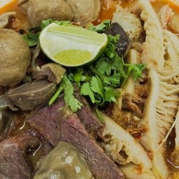 กะดีนูร ก๋วยเตี๋ยวกำปง(เตี๋ยวโบราณ)&ปั่นชง คอฟฟี่