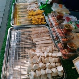 หมึกย่างลูกชิ้นปิ้งอินดี้