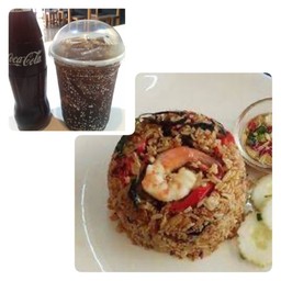 ชุดคู่กะเพราหมูสับกุ้งคลุกข้าว+โค้กแก้วใหญ่