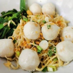 บุ๊ง บุ๊ง บะหมี่ฮ่องเต้ โชคชัย 4