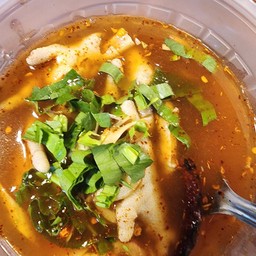 ต้มแซ่บขาไก่