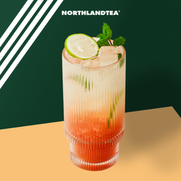 Strawberry kombucha mojito