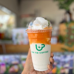 มะพร้าวปั่นชาไทย