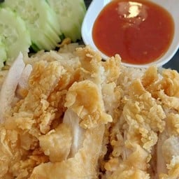 เกาซานข้าวมันไก่ สาขา 2 สวนศรีเมือง