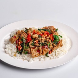 ราดหน้า ป๋าอู๊ดราดหน้ายอดผัก ดินแดง ป๋าอู๊ดราดหน้ายอดผัก ดินแดง