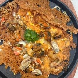 เส้นดี มีหอย(ผัดไทยหอยทอด)