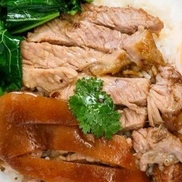 ข้าวขาหมู พิเศษ