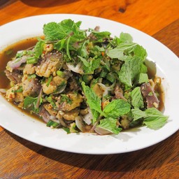 ลาบปลาแข้(ปลาน้ำโขง)