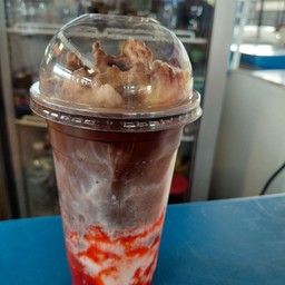 นมสดสตอเบอรี่โกโก้ปั่น