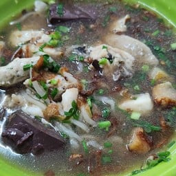 ข้าวเปียกเก้าเลี้ยว สาขา11 เวียงจันทน์ สาขา11 เวียงจันทน์