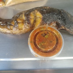 ปลาดุกย่างน้ำจิ้มแจ่ว