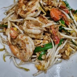 อ้วนเองผัดไทยวัดนก (ลูกแม่อุ่นเรือน)