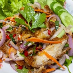 ยำไก่แซ่บ เป็นกับข้าว