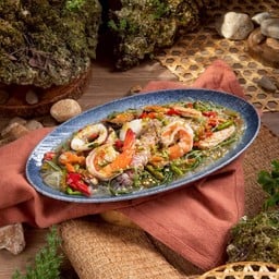 ยำวุ้นเส้นกะเฉดทะเล