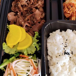 เซ็ตเบนโตะข้าวหมูอิ้ว