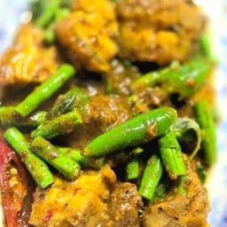 ลูกเป็ดข้าวขาหมู(บ้านมั่นคง)