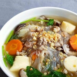 ต้มจืดเต้าหู้วุ้นเส้น