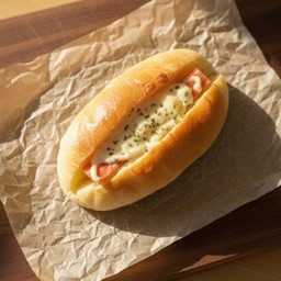 ขนมปังญวนปูอัดชีส