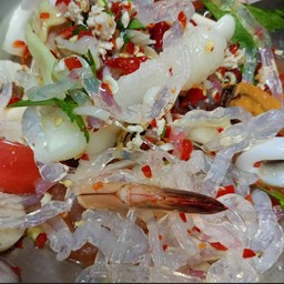 อิเจี๊ยบยำแซ่บบ (ปากซอยจันทน์32แยก6) - หมู่บ้านเซ็นหลุยส์เซ็นเตอร์