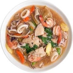 เอิร์ธ ข้าวมันไก่ ก๋วยเตี๋ยวต้มยำสุโขทัย อาหารตามสั่ง