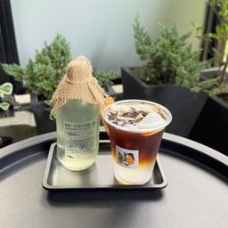 อเมริกาโน่น้ำช่อดอกมะพร้าว