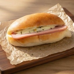 ขนมปังญวน (แฮม+ชีส)