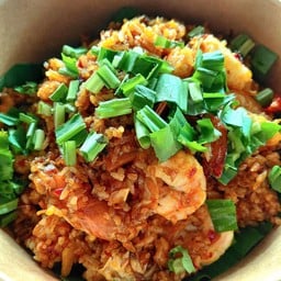 ข้าวผัดต้มยำ