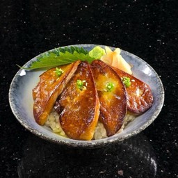 LM5. Goose Foie Gras ข้าวหน้าฟัวกราส์