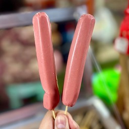 ไส้กรอกแดงจัมโบ้