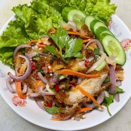 ข้าวยำไก่แซ่บ