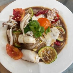 ตำเส้นเล็กปลาหมึกปลาร้า